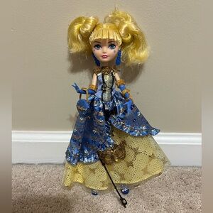 Ever After High Thronecoming Blondie Locks Doll